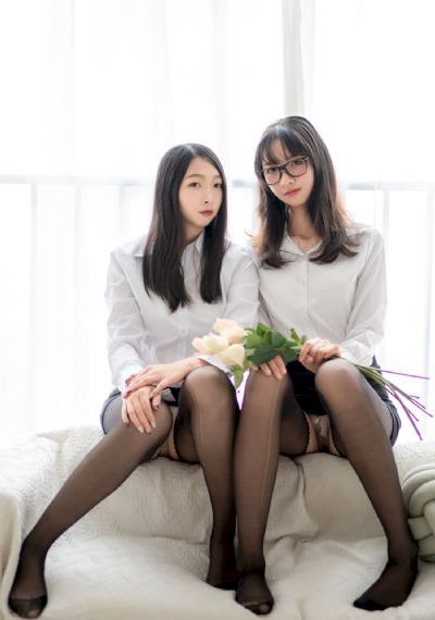 欧美脚交啃玉足_HD高清完整电影