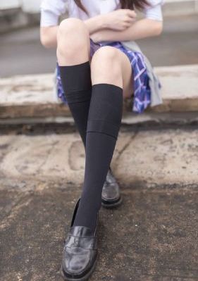 欧美女子长靴_1080P免费播放