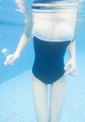 2021欧美男装流行色系_蓝光免费观看